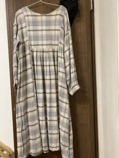 Item thumbnail for item f7a35fba-ad41-4995-9c18-14b1d4c00b56