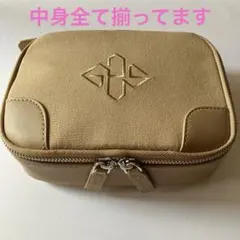 2026年最新】ETTINGER 旅行用化粧品セットの人気アイテム - メルカリ