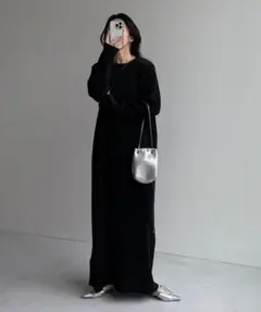 wee9s デイリーデイリースーパーストレッチクルーネックプリーツワンピース