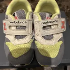 new balance スニーカー グレー/イエロー
