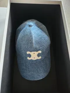 Item thumbnail for item afdac0b1-7c75-473c-b2a7-4c08a05e15e6