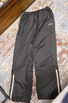 ウィメンズ asics 黒 ジャージパンツ Lサイズ（w:64-70cm）.
