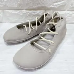 美品 カンペール RIGHT NINA ライトニナ 36 ライトグレーのサムネイル