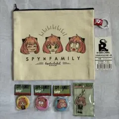 SPY×FAMILY アーニャ　スクエアポーチ、バッジ３点、アクリルチャーム