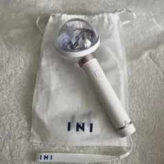 INI ペンライト ホワイト 収納袋付きのサムネイル
