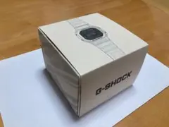カシオ G-SHOCK DW-H5600 ホワイト 心拍数測定機能付き