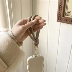 brouun PUレザー スマホストラップ