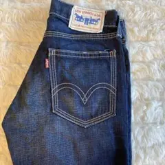 Levi's Classic Jeans ダークブルー　リーバイス31 白タグ