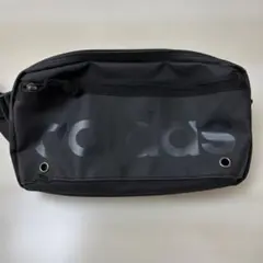 adidas ボディバッグ