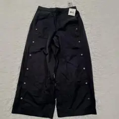 未使用　UNIQLO　サイドスナップパンツ　黒　67cm　25年モデル