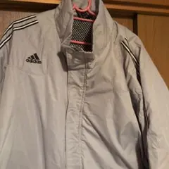 アディダスベンチコート大きめ