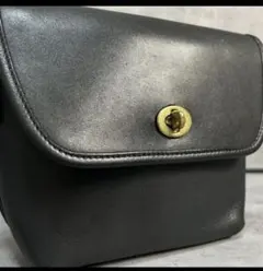 Coach コーチ