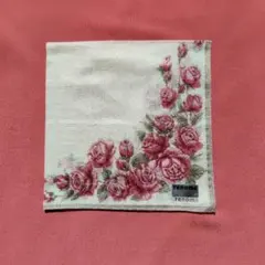 №24★新品★『renoma PARIS 』赤いバラ柄　300円ハンカチのサムネイル