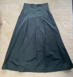 Wcloset グリーン　ミモレ丈　フレアスカート　レディースのサムネイル