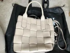 RIPANI 編み込みデザイン ショルダーバッグ ベージュ