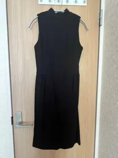 [美品] BANANA REPUBLIC ブラック ノースリーブ ワンピース