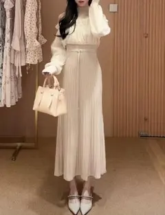 【新品】 異素材ドッキングオフショルニットワンピース マーキュリーデュオ　M