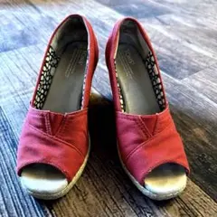 TOMS 赤 オープントゥ エスパドリーユ　パンプス サンダル　36.5w 夏のサムネイル
