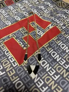 Avon ヴィンテージファッション ネックレス ブラック ゴールド