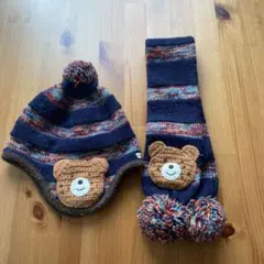 Hot Biscuits クマモチーフ ニット帽とマフラーセット