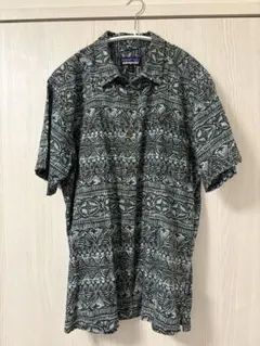 Patagonia 半袖シャツ 総柄 Mサイズのサムネイル