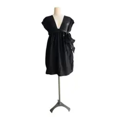 〔ワンピース〕 黒 ワイドショルダー ミニ丈　アメリカンラグシー リボン