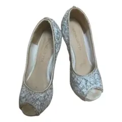 BENEDICTA ホワイトオープントゥパンプス