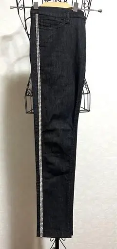 モスキーノ　サイドビジューストレートデニムのサムネイル