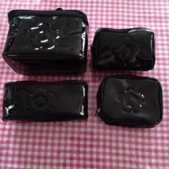 未使用　マリークワント　ブラックポーチ4点セット