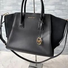 極美品　マイケルコース トートバック　レザー スエード サッチェル ラージ 黒のサムネイル