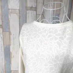 コラージュ☆刺繍カットソー　春夏　花柄　ホワイトフリーサイズ　レースFのサムネイル