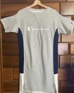 【正規店購入品】チャンピオン　ひざ丈ワンピ　Lサイズ