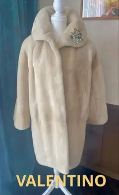 ヴァレンティノ　VALENTINO ファーコート　Furs 2025年最新】VALENTINO レディース 毛皮・ファーコートの人気