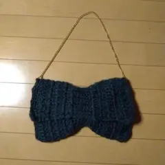 お値下げ☆新品　ニット編みリボン型ショルダーバッグ