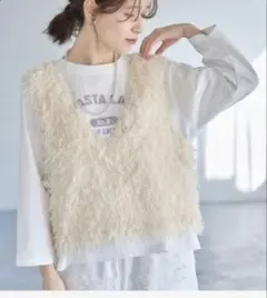 クリーム色 Vネック ノースリーブ ベスト studio CLIP