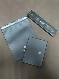 TUDOR チューダー 定期入れ/名刺入れ/カード入れ