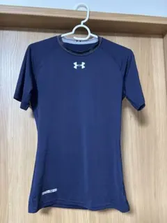 Under Armour ネイビー アンダーシャツ M