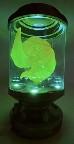 ドラゴンボール セル 培養カプセル LEDフィギュア 海外限定 レアUSB線付