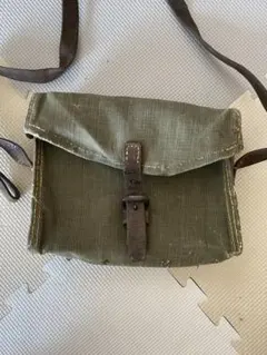 90s 古着　メッセンジャーバック　ショルダーバック　ミリタリー　軍物 MILITARY（ミリタリー） ミリタリーバッグ 実物 USED デンマーク軍