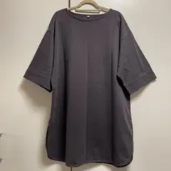 チャコールグレー Tシャツ