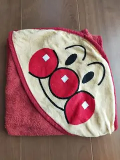 【新品未使用品】アンパンマン フード付きタオル