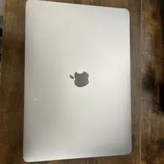 マックブックエアー