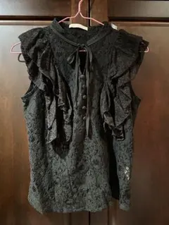 cheek レース刺繍フリルブラウス