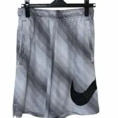 NIKE ナイキ メンズ ショートパンツ ハーフパンツ Mサイズ