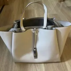 MARNI ライトグレー トートバッグ
