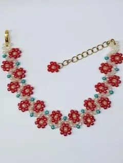 花モチーフ ビーズブレスレット