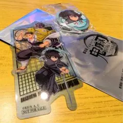 鬼滅の刃 時透無一郎缶バッジと映画入場特典透明プレート セット