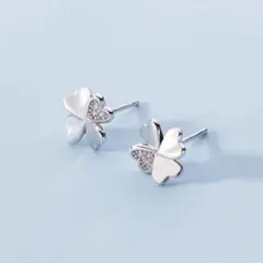 【匿名配送✨新品】ピアス　クローバー　ジルコニア　シルバー　ハート　シンプル