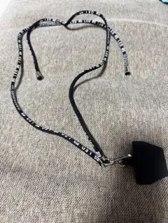 【新品未使用】ビーファースト LEO スマートフォン用ショルダーストラップ