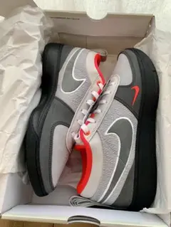 新品未使用　NIKE BOOK1 "Solar Red" EP ナイキ ブック1のサムネイル